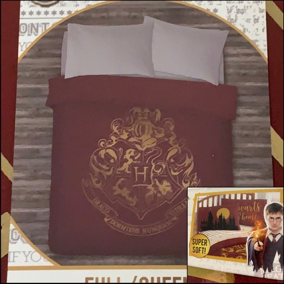 Warner Bros. Other - LAST 1! HARRY POTTER HOGWARTS CREST DUVET & CASES!